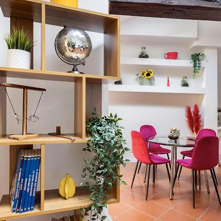 Bright Design House In The Heart Of 公寓