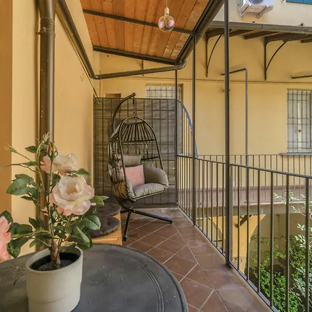 Bright Design House In The Heart Of * Bologna
